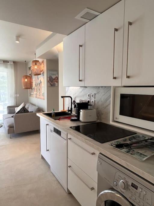 Bas De Villa - 300M Plage De La Capte - 2 Hebergements Disponibles Ιέρ Εξωτερικό φωτογραφία