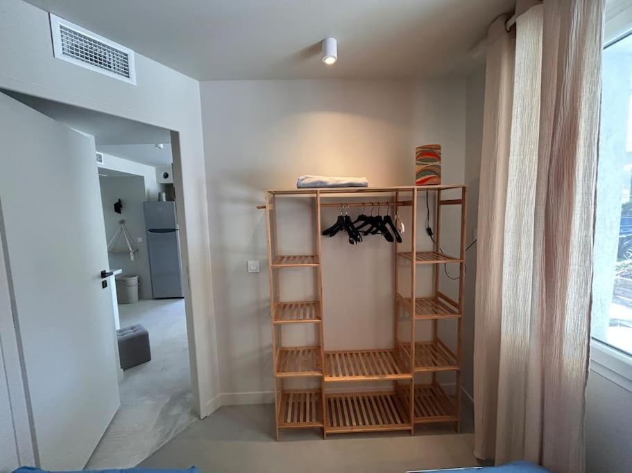 Bas De Villa - 300M Plage De La Capte - 2 Hebergements Disponibles Ιέρ Εξωτερικό φωτογραφία